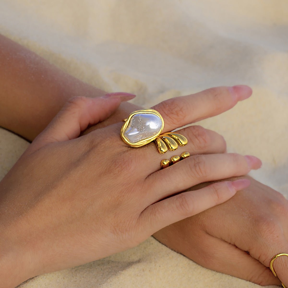 Chunky Pearl Ring | Unique Shape in 18k Gold Stainless Steel 1