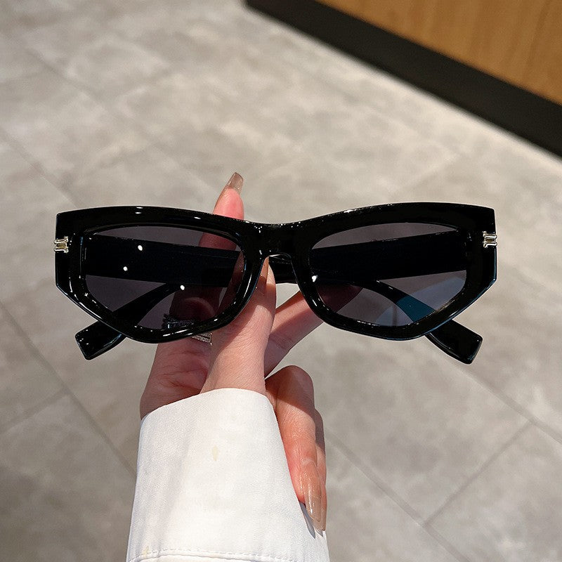 Chunky Rectangular Sunglasses | UV Protection with Lightweight Frame 4