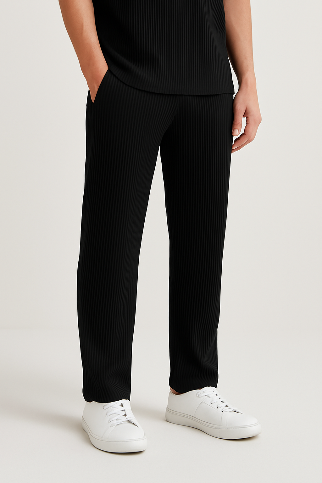 Ethan Pleated Trousers | Straight Cut with Comfortable Fit & Modern Design 2