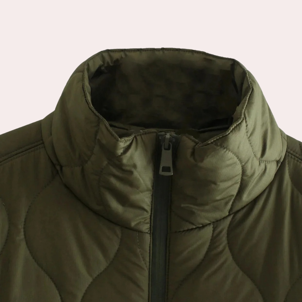 Lightweight Quilted Jacket | Short Sleeves for Stylish Comfort 4