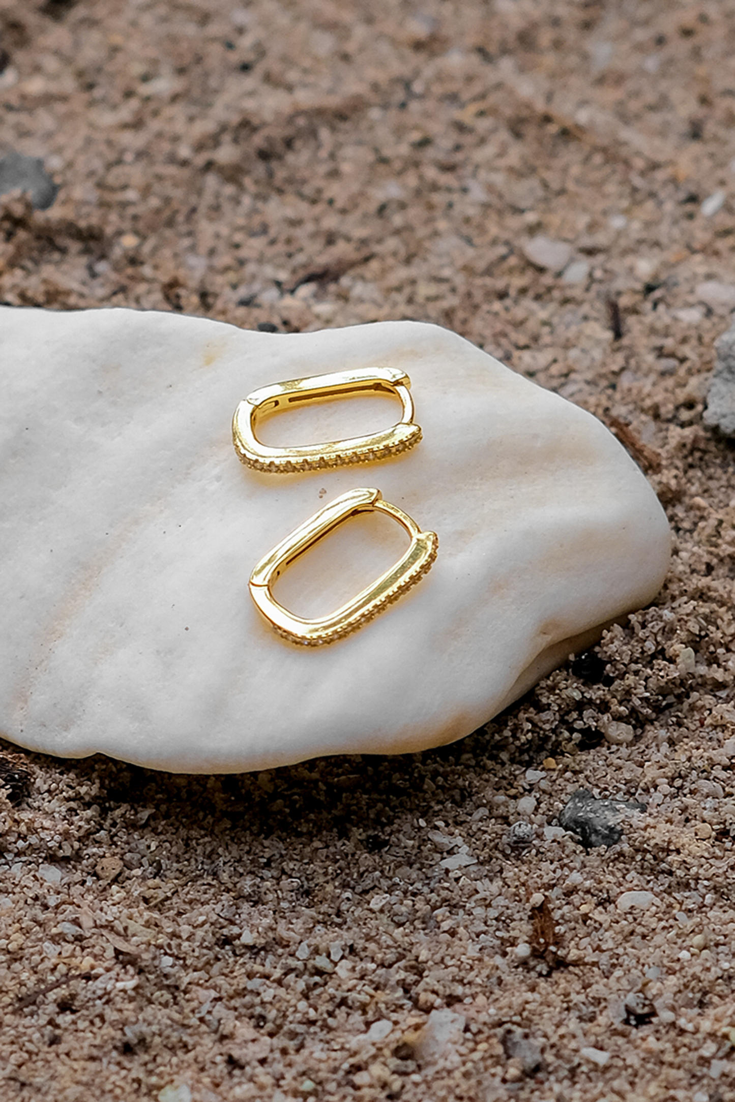 Oval Hoop Earrings | Gold-Plated 925 Sterling Silver with Diamond Simulants 2