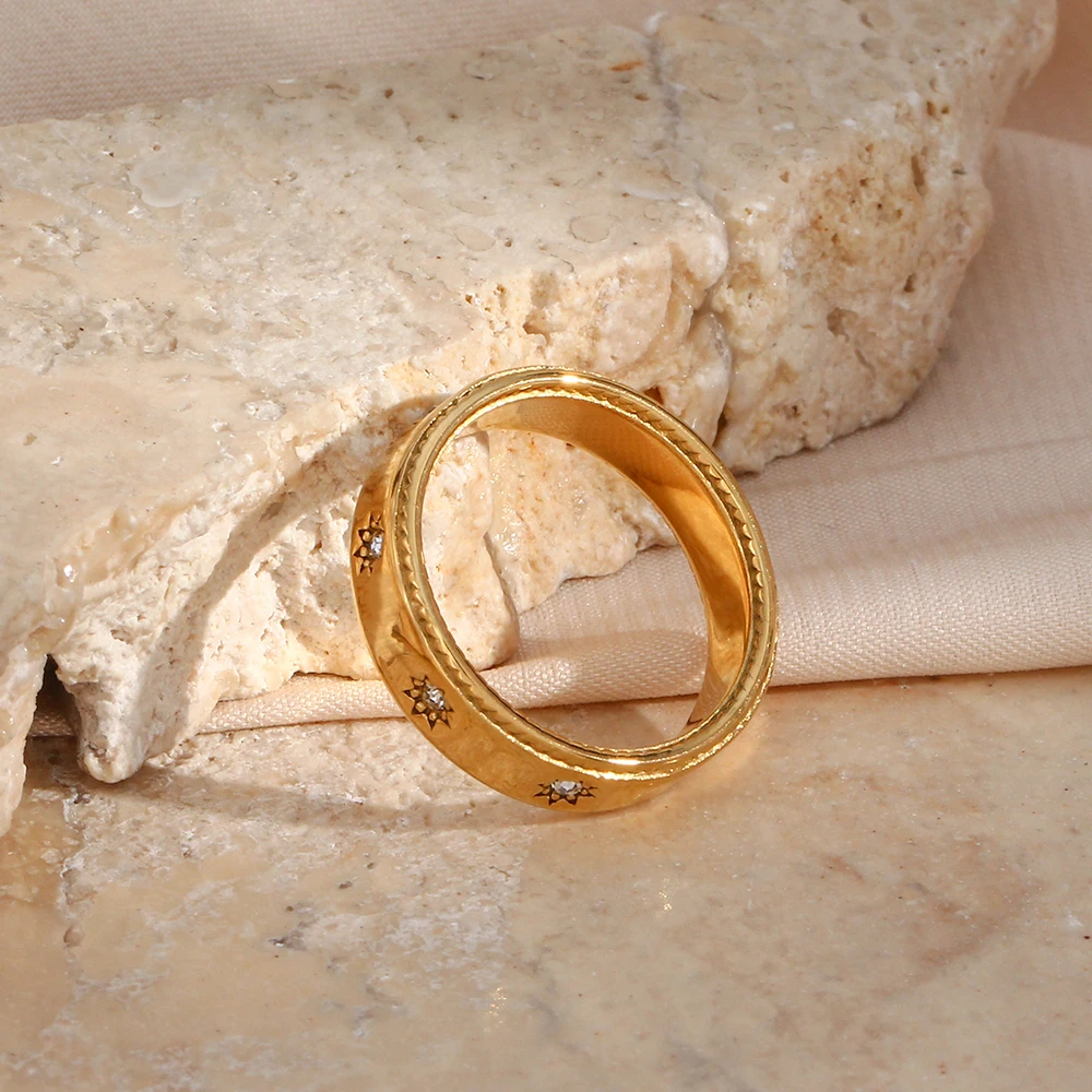 Stainless Steel Clémence Ring | Hypoallergenic with Genuine Zircon Stones 2