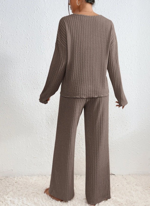 Two-Piece Womens Lounge Set in Soft Fabric | Modern Loungewear Set for Comfortable Relaxation and Versatile Outfits 7