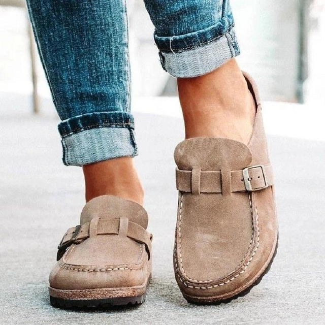 Vegan Leather Clogs 4