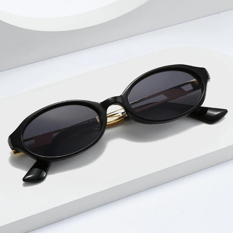 Vintage Oval Sunglasses | Tortoiseshell Frame with High UV Protection 9