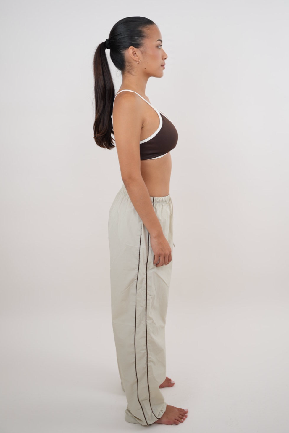 I Accept Change with Grace Beige Veelzijdige Relaxte Pasvorm Broek