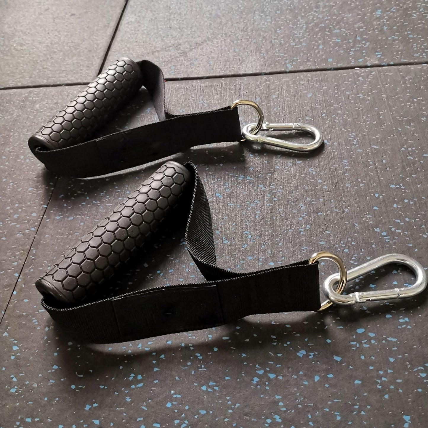 Cable Machine Attachments | Durable Non-Slip Handles for Strength Training 2