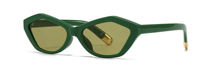 Cat-Eye Sunglasses | Retro-Modern Design with UV-Blocking Lenses 9