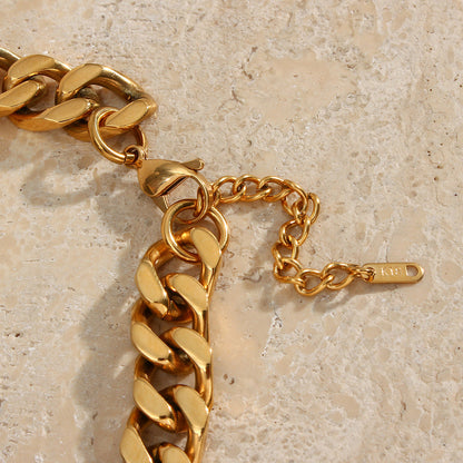 Chunky Chain Necklace | 18k Gold-Plated, Hypoallergenic, Water-Resistant 5