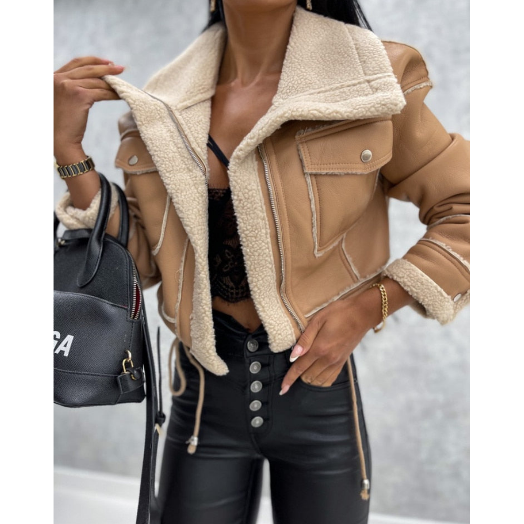 Cropped Winter Puffer Jacket | Stylish and Warm Design for Cold Days 2