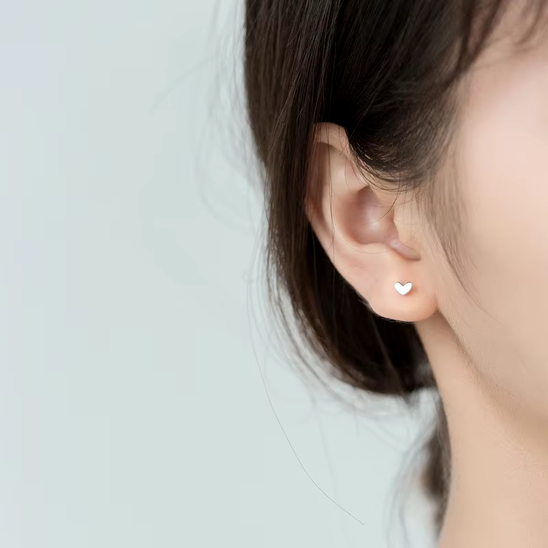 Dainty Heart Stud Earrings | S925 Silver with 18k Gold Finish, Hypoallergenic 2