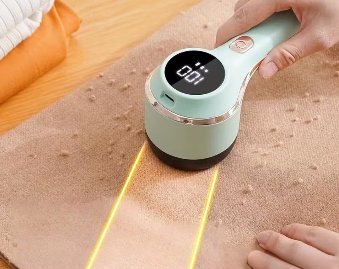 Electric Lint Remover | Compact and Powerful for Clothes 1