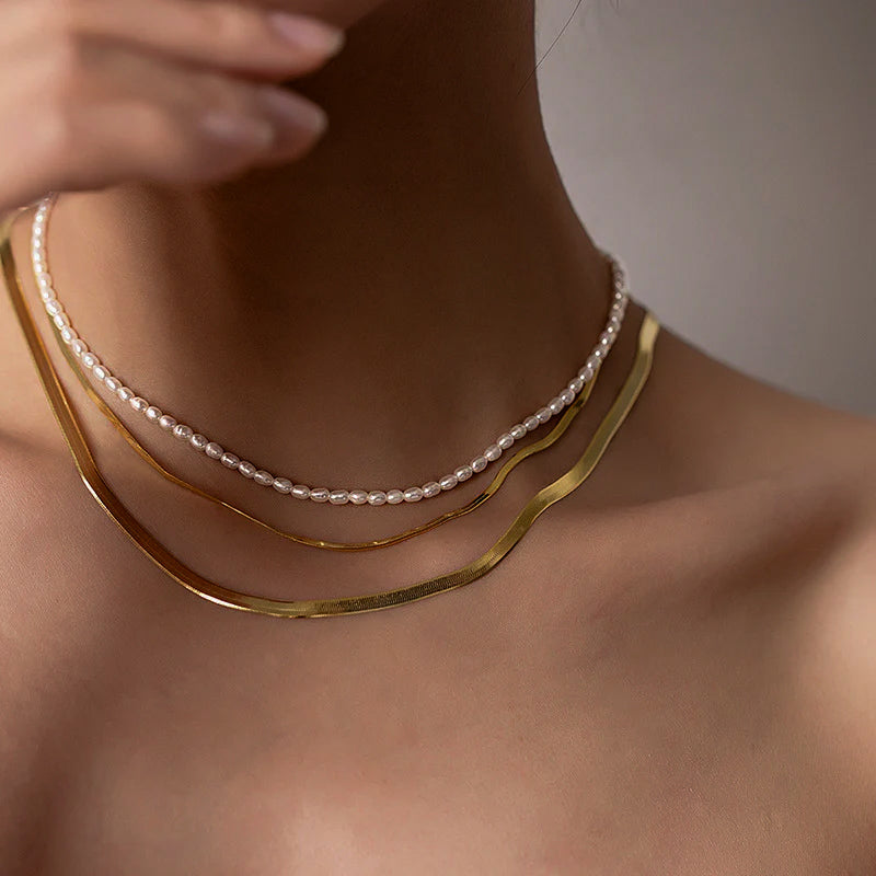 Freshwater Pearl Choker Necklace | Waterproof Gold Chain with Elegant Design 1