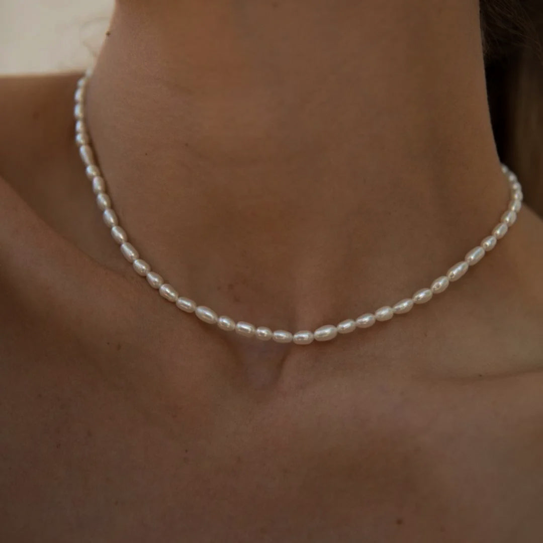 Freshwater Pearl Choker Necklace | Waterproof Gold Chain with Elegant Design 3