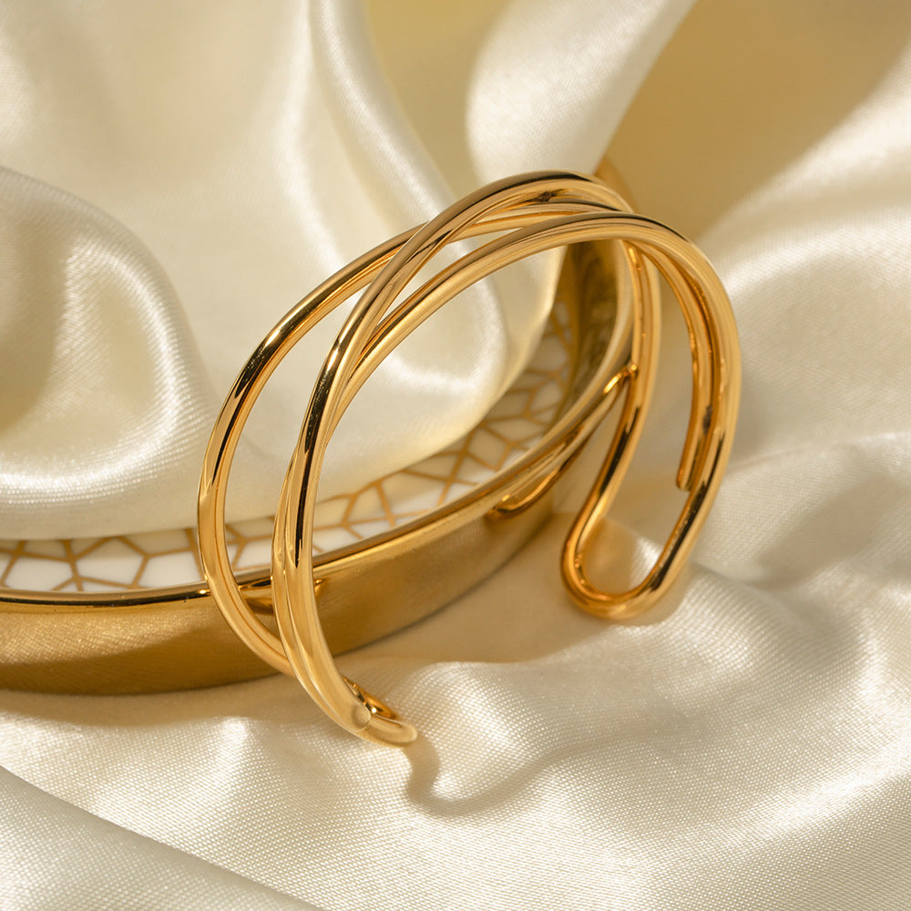 Gold Bracelet | Hypoallergenic Stainless Steel with Diamond Simulants 2