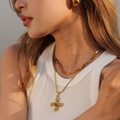 Gold Necklace | Elegant Design with Hypoallergenic Features 2