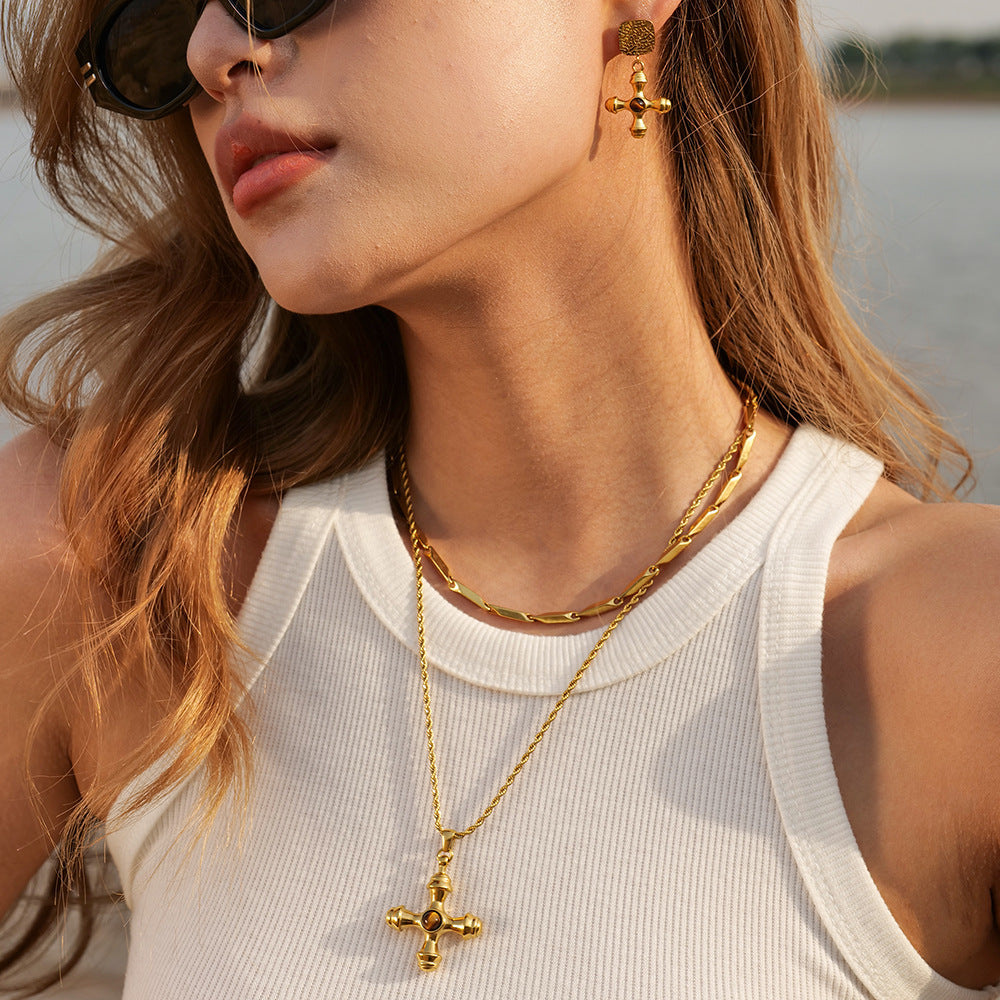 Gold Necklace | Elegant Design with Hypoallergenic Features 3