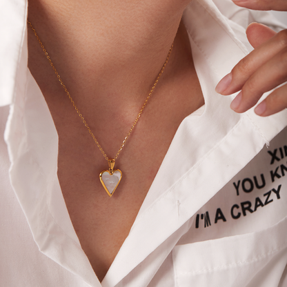 Heart Pendant Necklace | Waterproof Gold Chain with Timeless Design 1