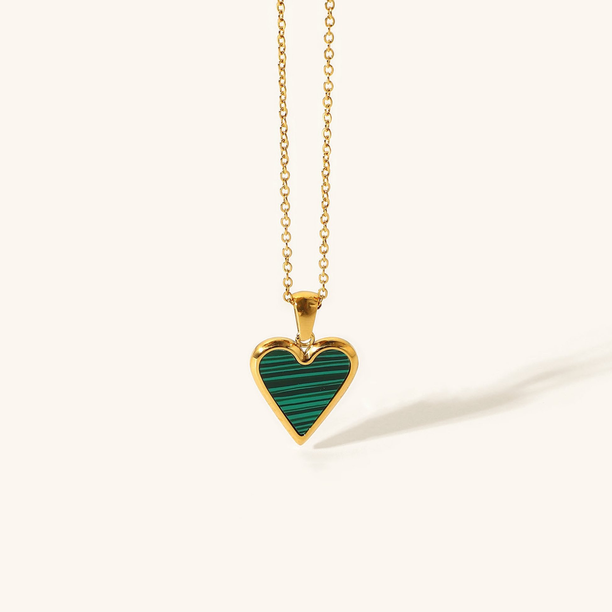 Heart Pendant Necklace | Waterproof Gold Chain with Timeless Design 4