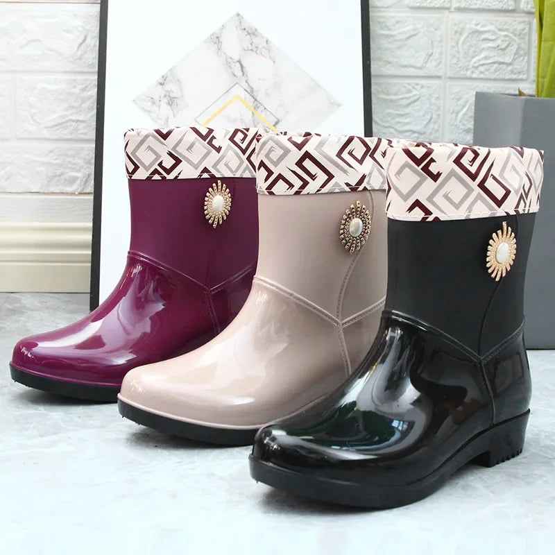 Mid-Tube Rain Boots | Waterproof PVC with Fleece Lining 2