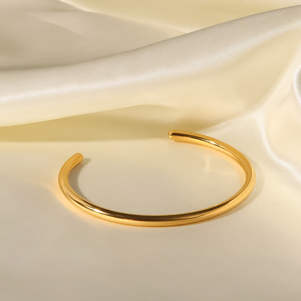 Minimalist Gold Bangle | High-Quality Stainless Steel with 18k Gold Plating 5