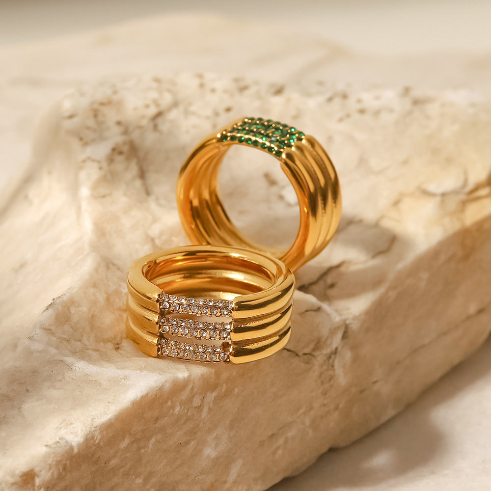 Serenity Gold Ring | Stunning Diamond Simulants in 18k Gold 5