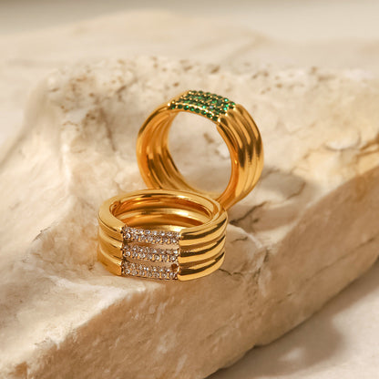 Serenity Gold Ring | Stunning Diamond Simulants in 18k Gold 5