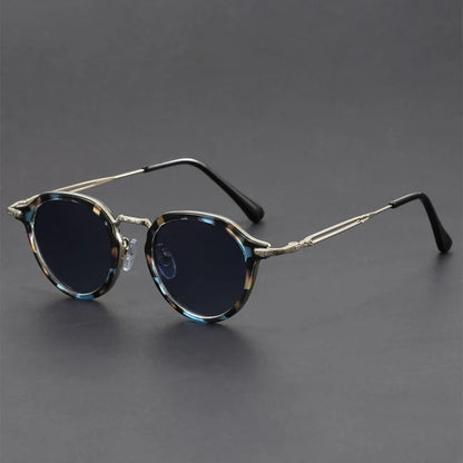 Sleek Metal Sunglasses | Lightweight Design with UV Protection and Anti-Glare Lenses 2