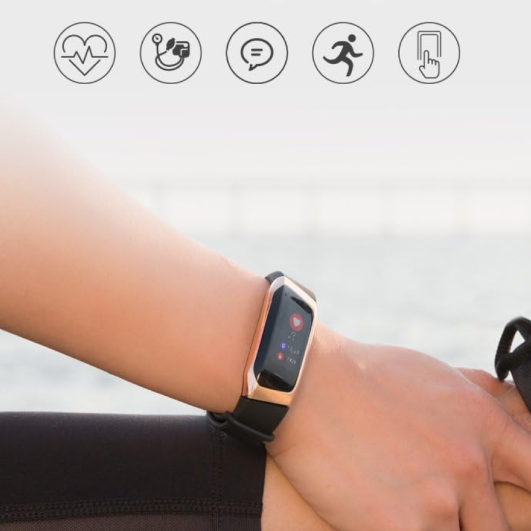 Smartwatch Fitness Tracker | Heart Rate Monitor with IP67 Waterproofing 3
