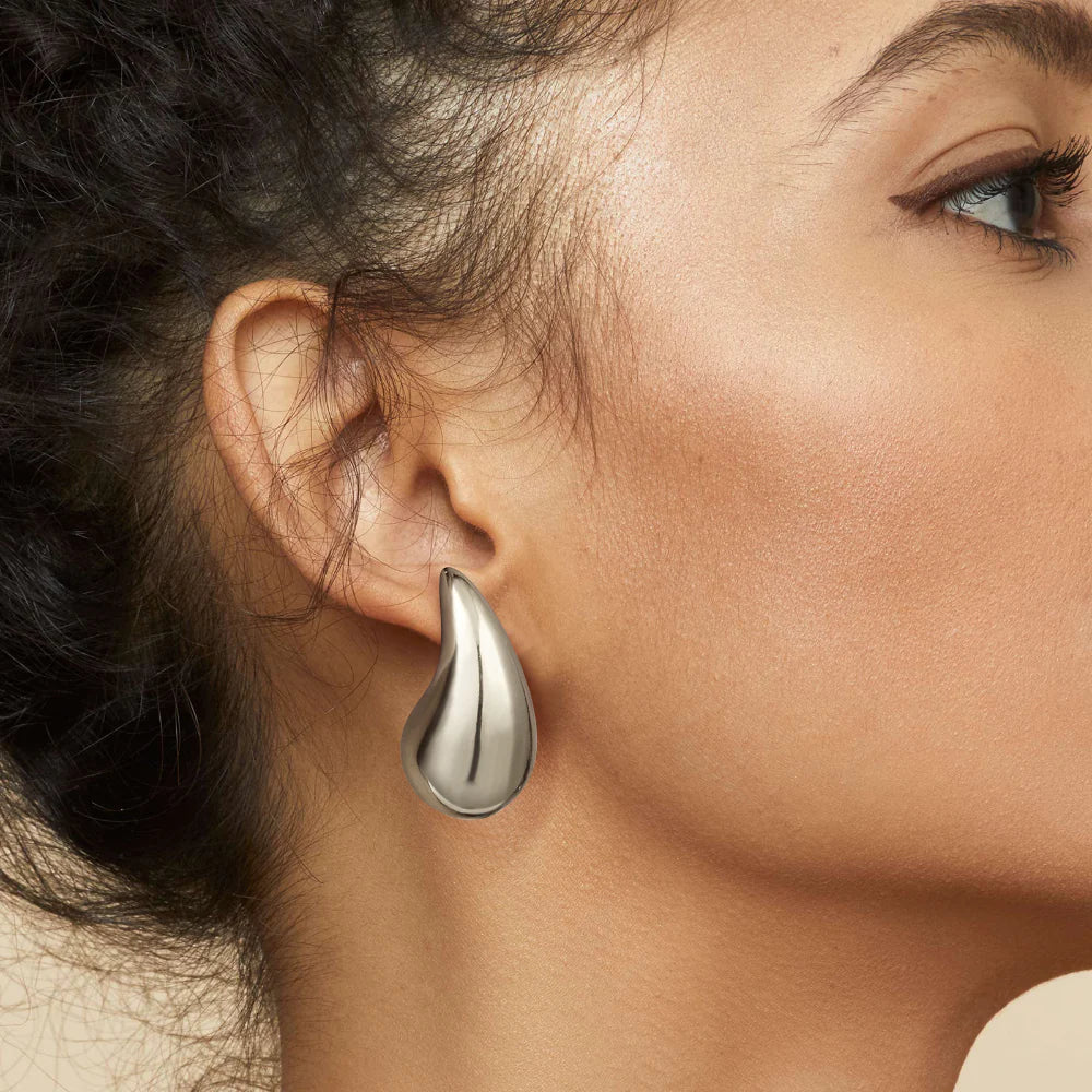 Teardrop Earrings | Hand-Polished 18K Gold with Timeless Elegance 4