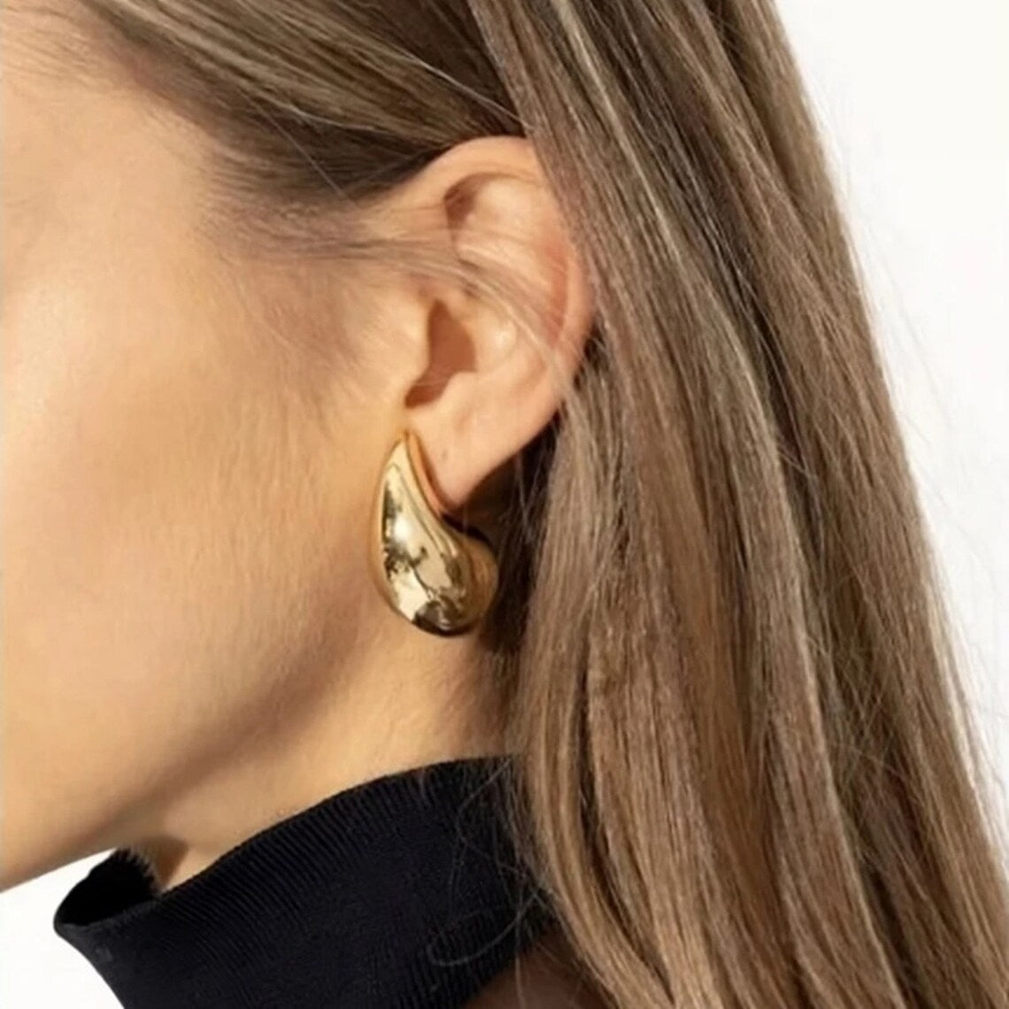 Teardrop Earrings | Hand-Polished 18K Gold with Timeless Elegance 5