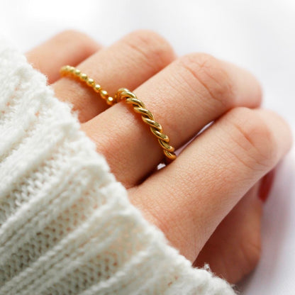 Twist Ring | Intricate Design in Ethically Sourced 18k Gold 1