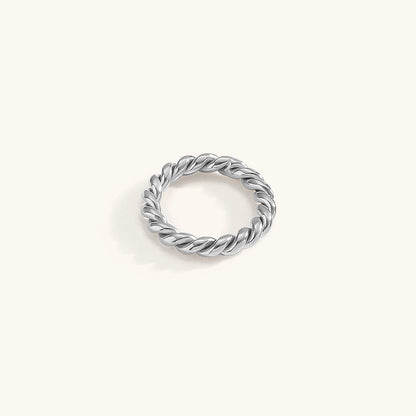 Twist Ring | Intricate Design in Ethically Sourced 18k Gold 7