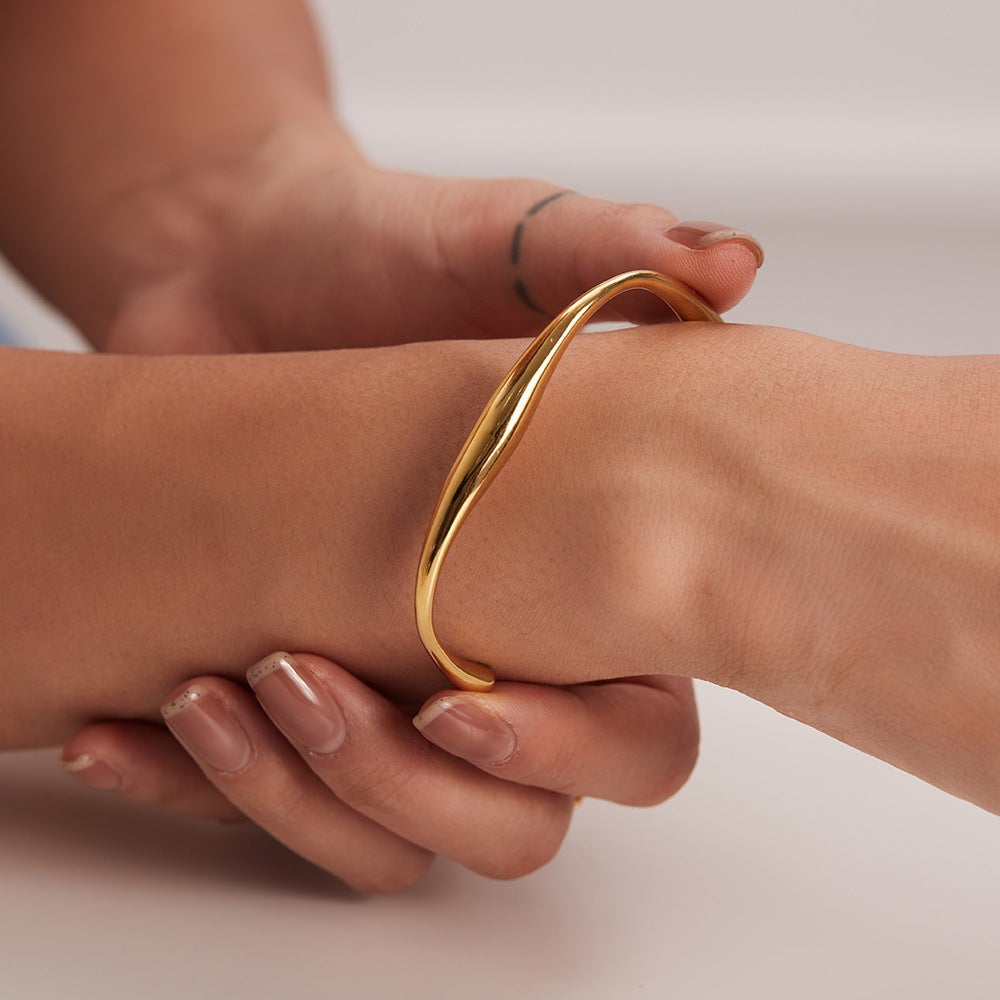 Twisted Gold Bangle | Hypoallergenic Stainless Steel-Plated 18k Gold 2