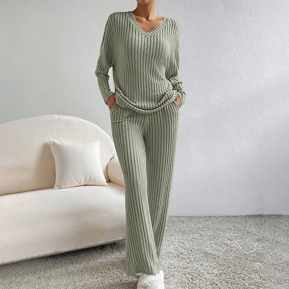 Two-Piece Womens Lounge Set in Soft Fabric | Modern Loungewear Set for Comfortable Relaxation and Versatile Outfits 12