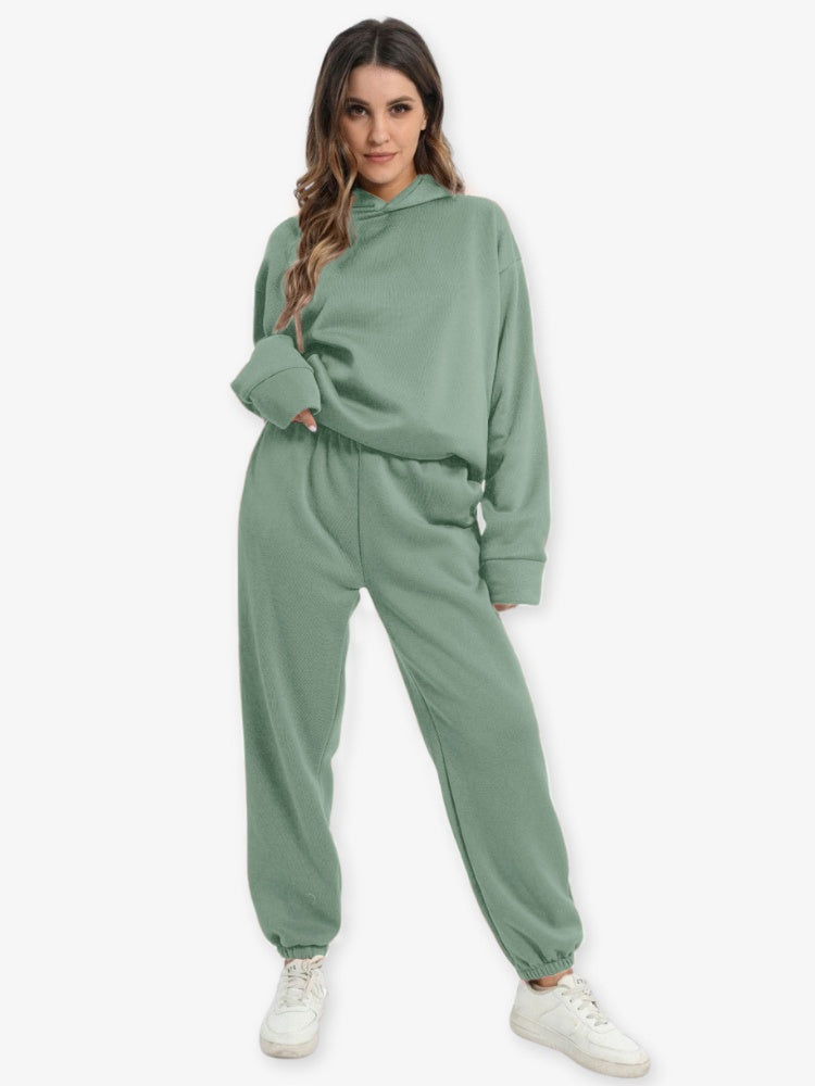 Women's All-Season Tracksuit | Breathable Fabric with Fitted Design 10